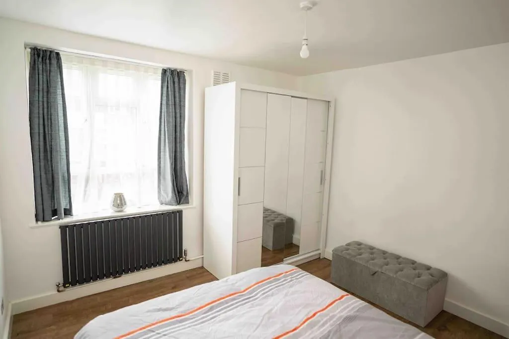 Flat/Apartment - Old St N1 London