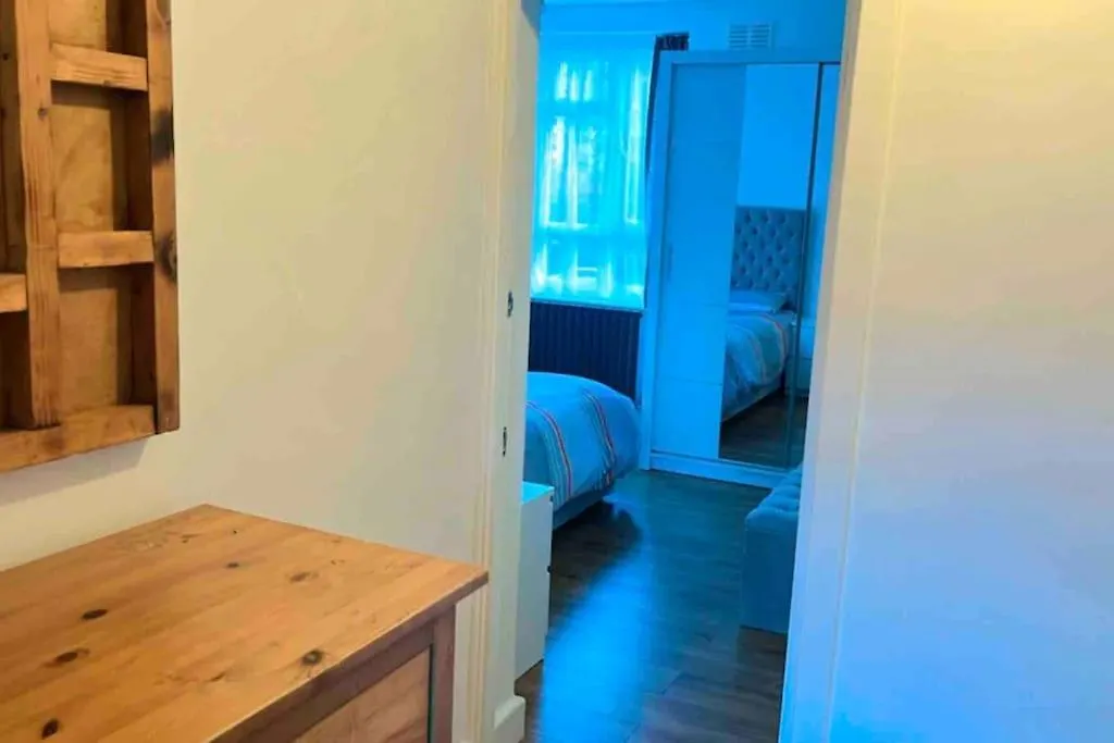 Flat/Apartment - Old St N1 London